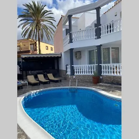 Villa Vista Hermosa, 3-4 Bed Villa, Los Cristianos *